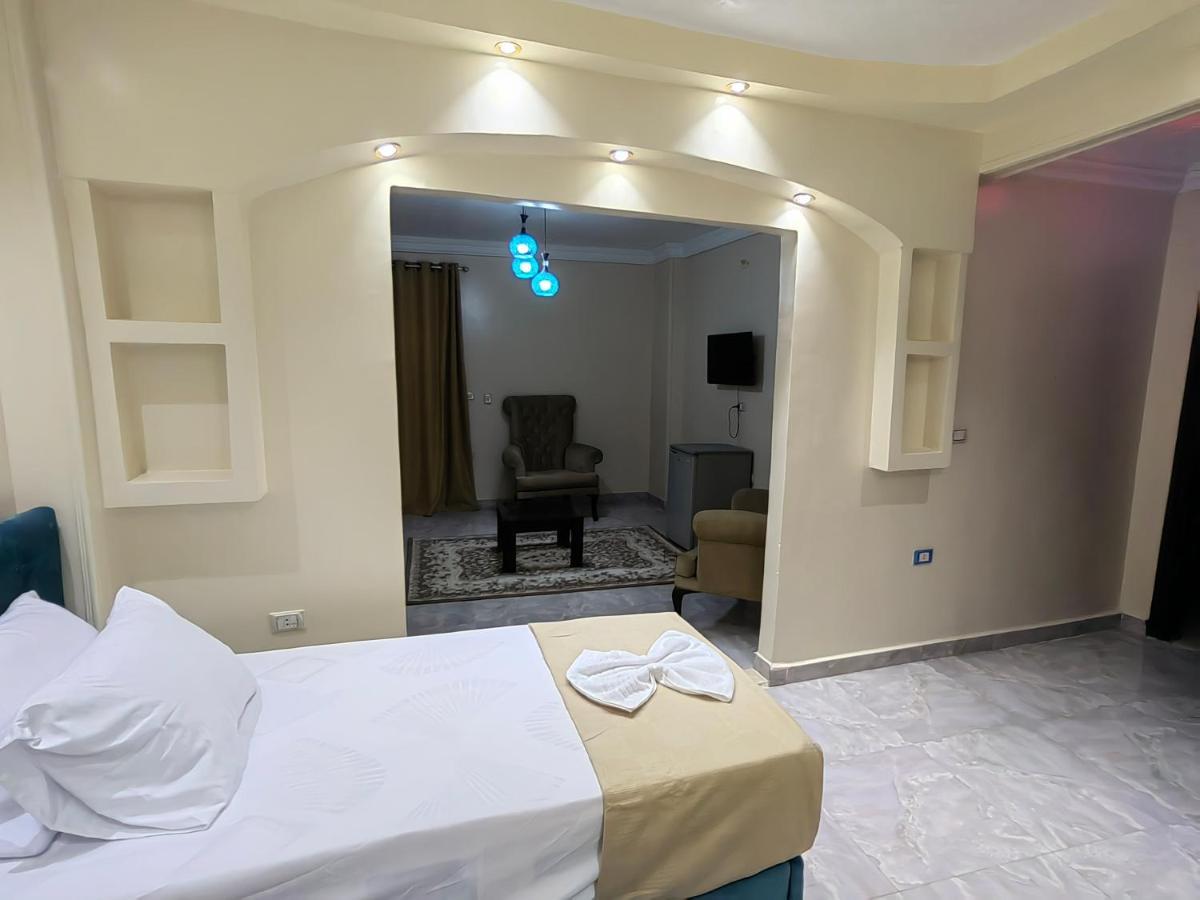 Gem Overlooking Inn Nazlet el Simman Экстерьер фото