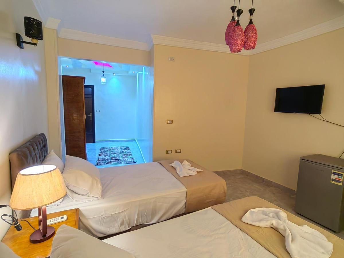 Gem Overlooking Inn Nazlet el Simman Экстерьер фото